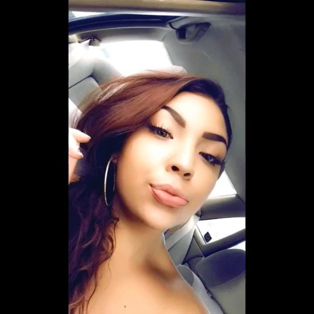 Meet your Posher, Abigail